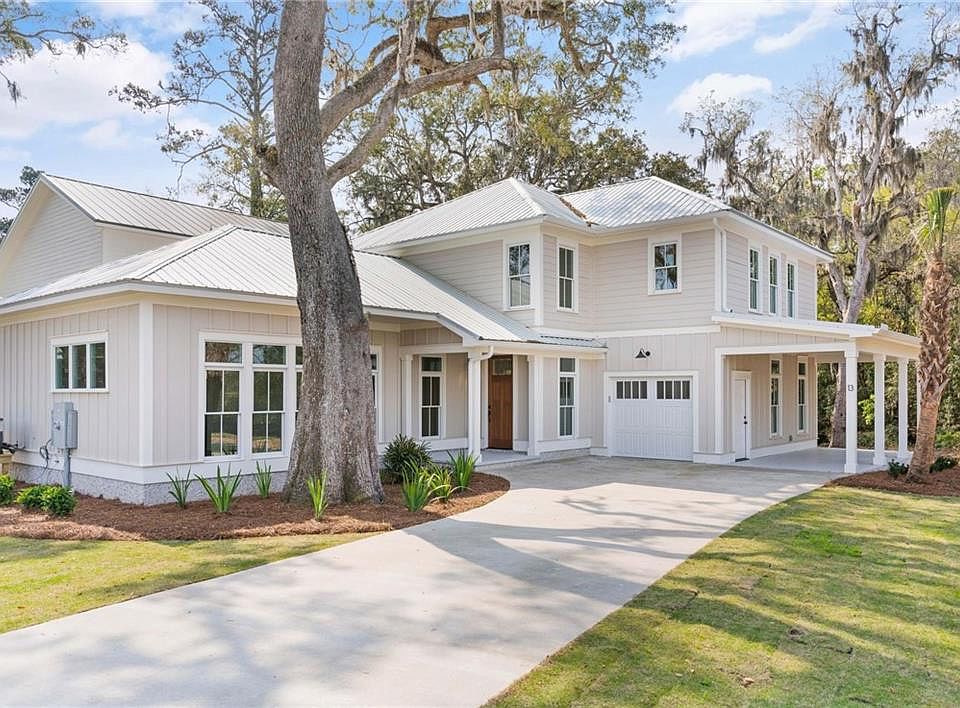 1st image of 13 Oyster Ln
