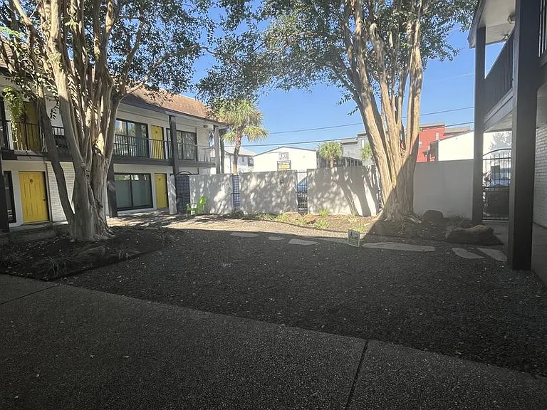 1507 California St — Photo 17