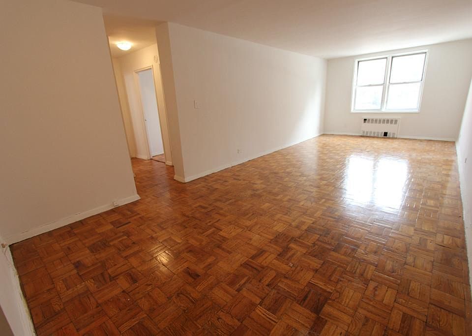1st image of 10101 67th Dr APT 1D
