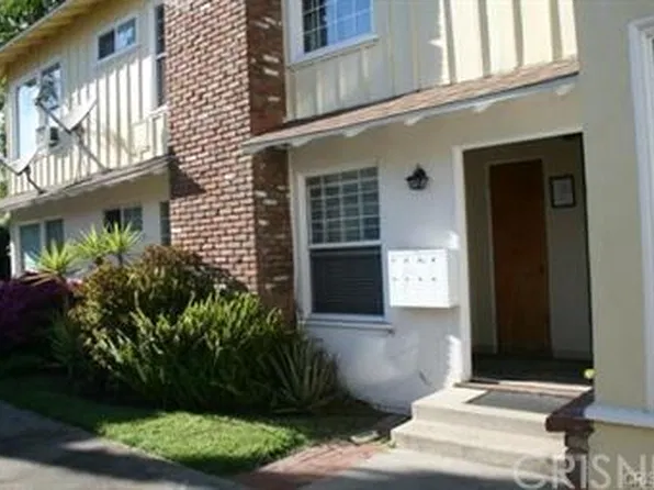 5454 Hermitage Ave, Valley Village, CA 91607