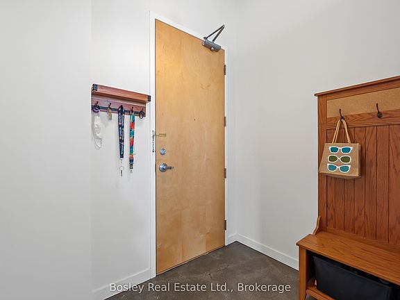 3rd image of 404 King St W #308