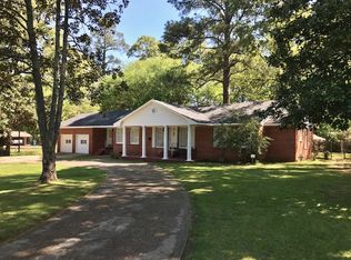 1712 Country Club Rd, Bastrop, LA 71220