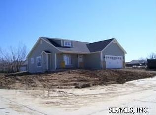 510 Alpine Dr, Waterloo, IL 62298