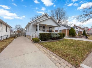 318 Cobden St, Sarnia, ON N7T4A3