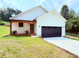 310 Ridgeway Dr, Chattanooga, TN 37415