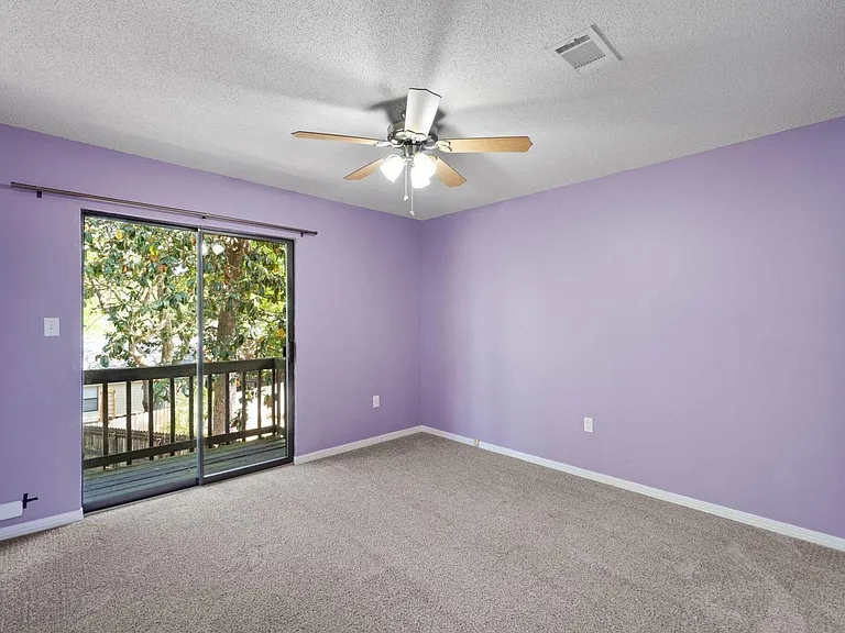 519 Matthew St — Photo 24