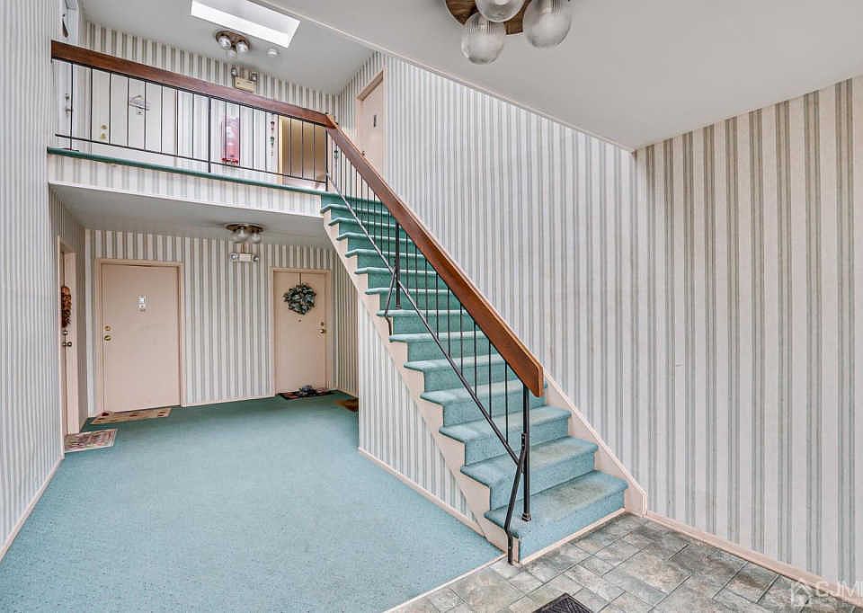 319 Sharon Garden Ct Woodbridge NJ Zillow