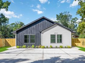 8511 Praire View Dr, Houston, TX