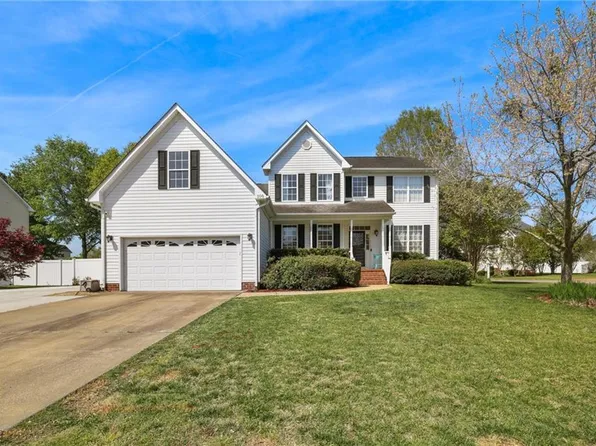 500 Fall Ridge Ct, Chesapeake, VA 23322