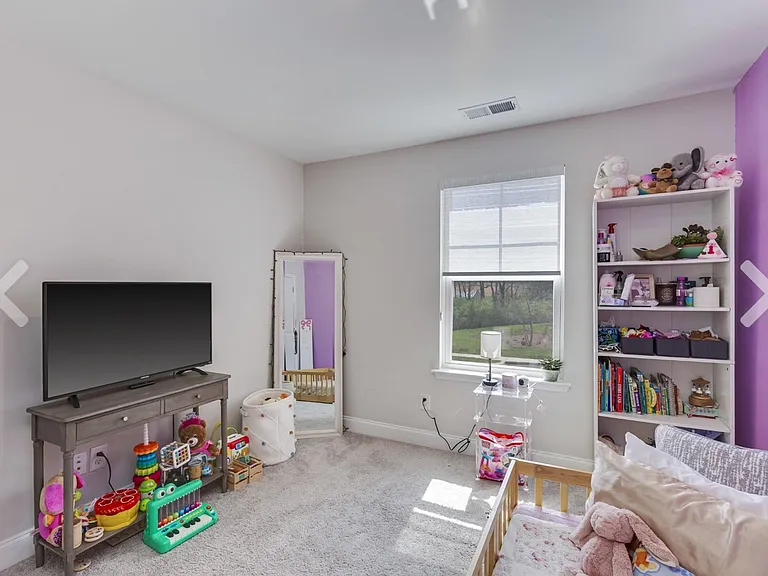 192 Grandstand Blvd — Photo 24