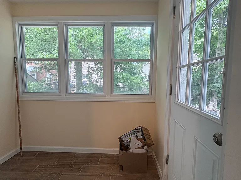217 Bancroft Ave #1 — Photo 6