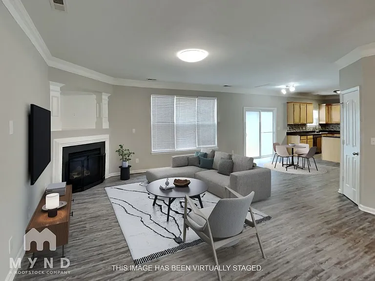 3130 Ernest Russell Ct — Photo 2