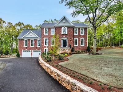 111 Nobscot Dr, Framingham, MA, 01701
