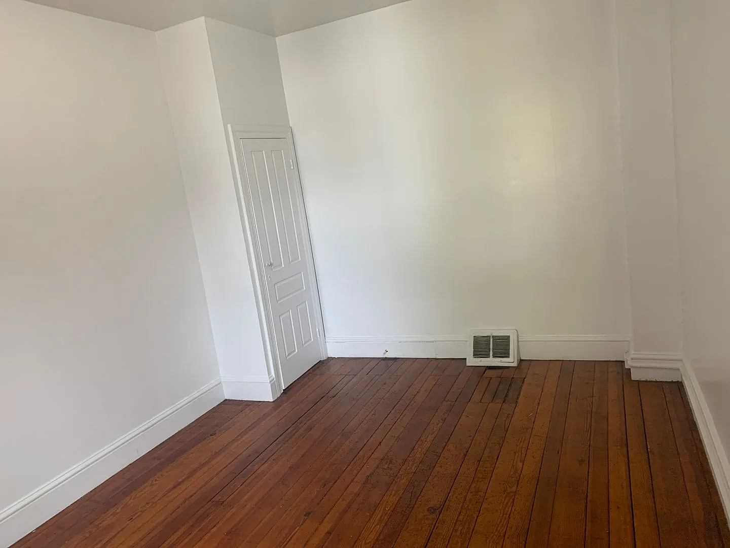 2nd/3rd Floor 3 Bedroom Apartment West End York City — Photo 3
