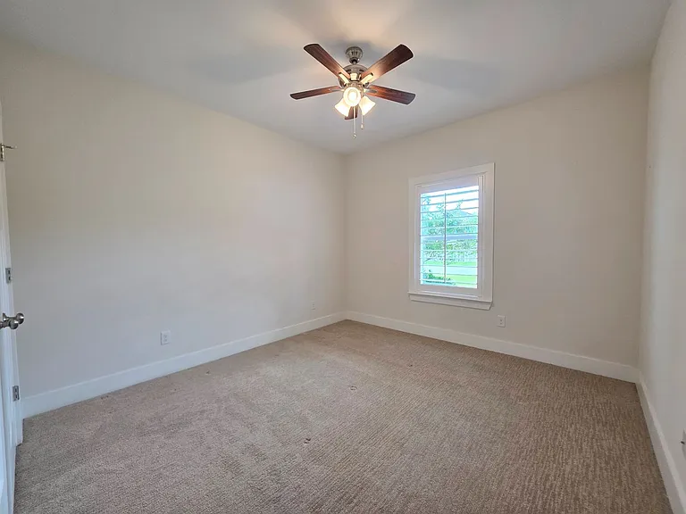 4570 Omaha Dr — Photo 29