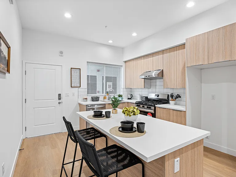13857 Leffingwell Rd — Photo 32