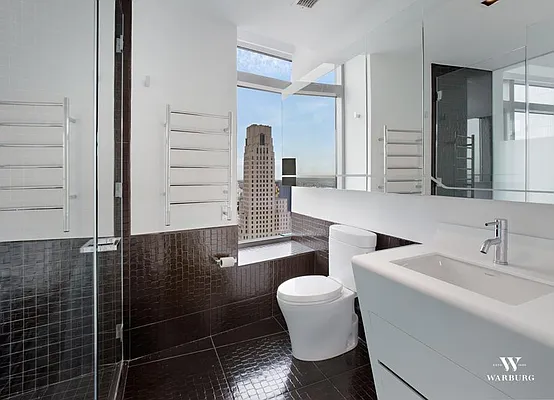 Rented by Warburg | media 25