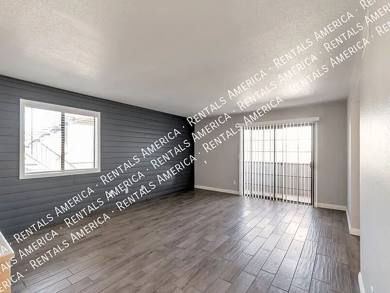 8263 N Oracle Rd #136 — Photo 3