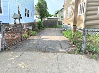 49 Thornton St, Quincy, MA 02170