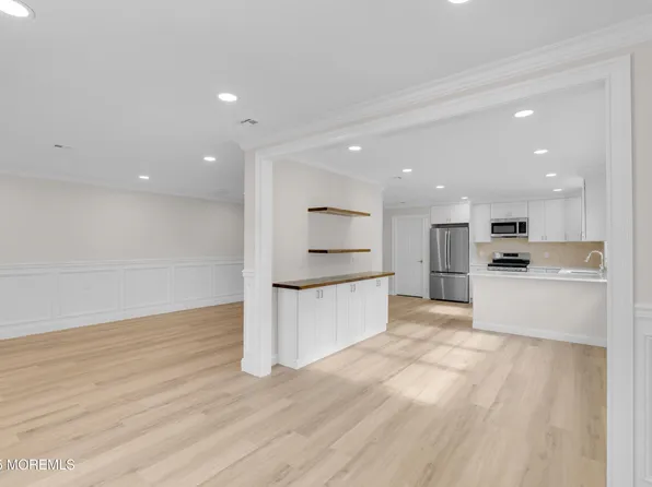 42 Sidney Court, Brick, NJ 08724