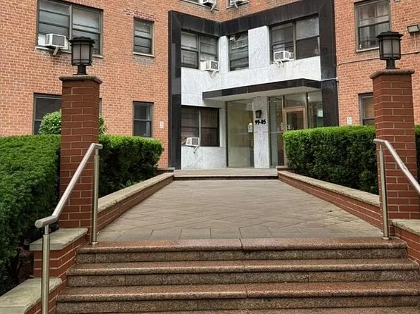 9905 63rd Dr APT 14K, Rego Park, NY 11374