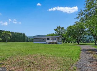 490 Hill Rd, Hegins, PA 17938
