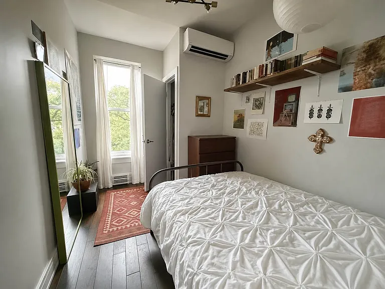 415 Rogers Ave #3 — Photo 8