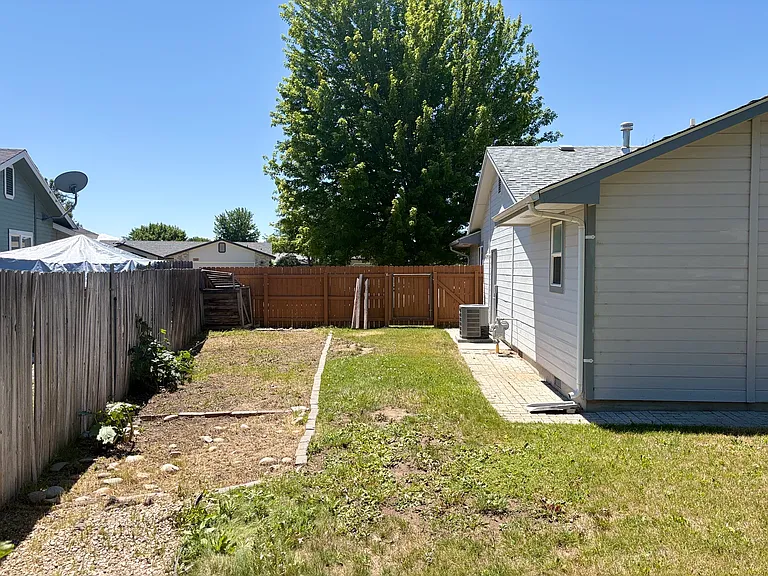 300 W Spicewood Dr — Photo 32