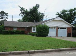 5600 Norman Rd, Warr Acres, OK 73122