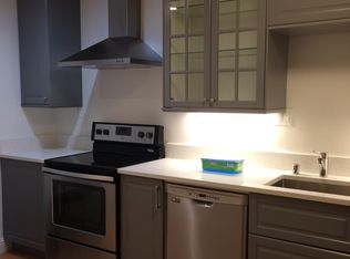 1419 5th Ave #B, San Francisco, CA 94122