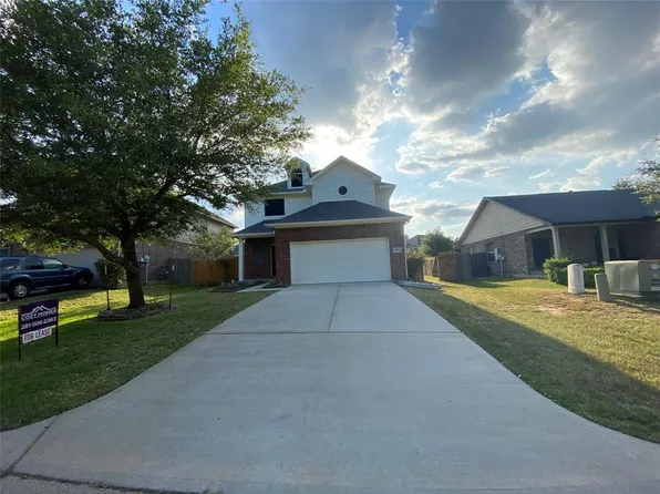 4903 Summer Ridge Dr, Conroe, TX 77303