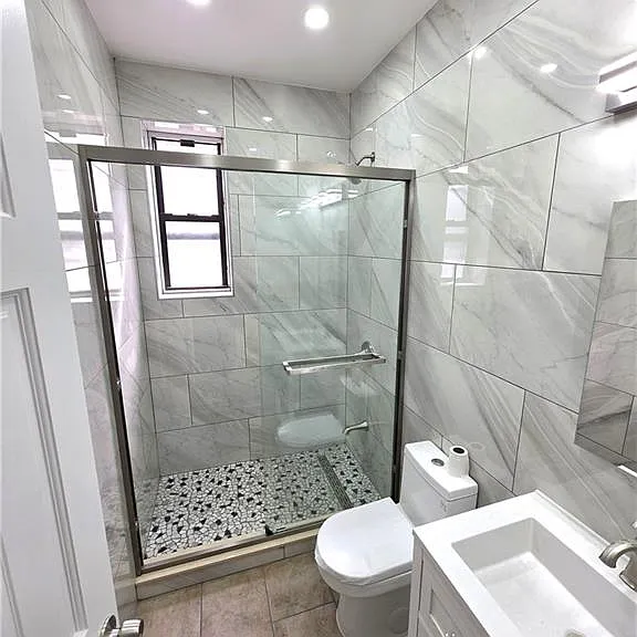 316 E 94th St #2R — Photo 6
