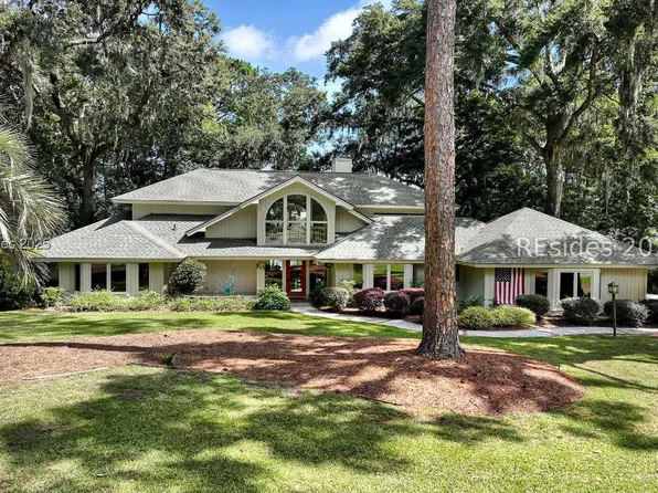 127 Victoria Dr, Hilton Head Island, SC 29926