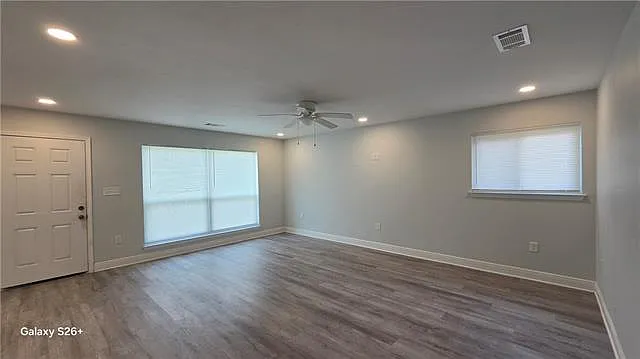 7812 Angela St — Photo 6