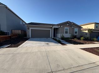 1831 Lilac Ct, Hollister, CA 95023