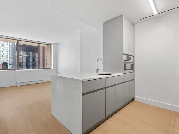 10 East 29th Street image 1 of 31