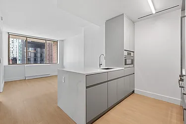 10 E 29th Street