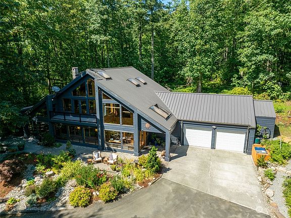 2nd image of 5006 236th Avenue NE