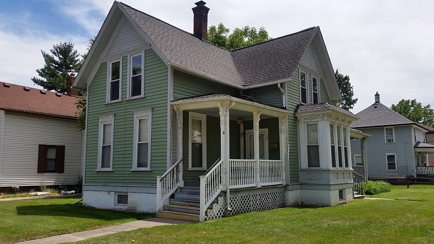 1st image of 114 1/2 Washington St