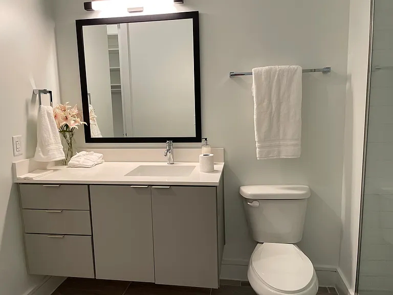 1125 10th Ave N #110 — Photo 9