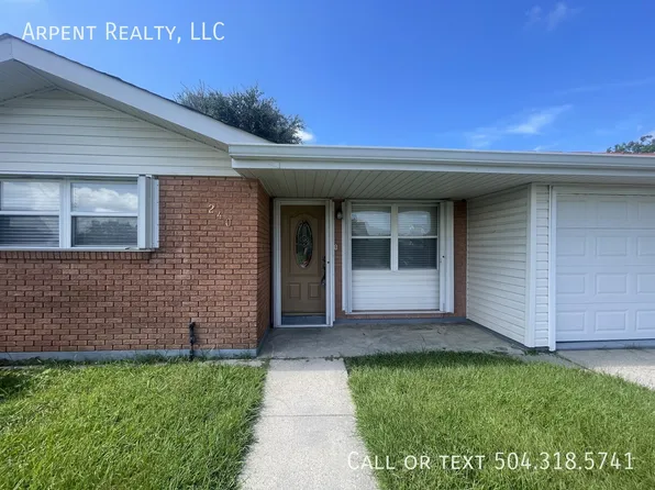 240 Beaver Dr, Arabi, LA 70032