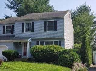 10 Carlin St, Norwalk, CT 06851