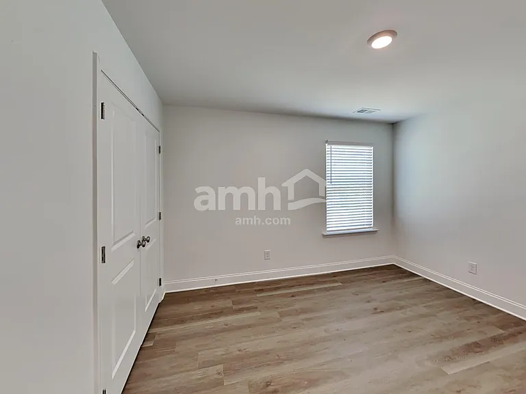 665 Summit View Ln — Photo 23