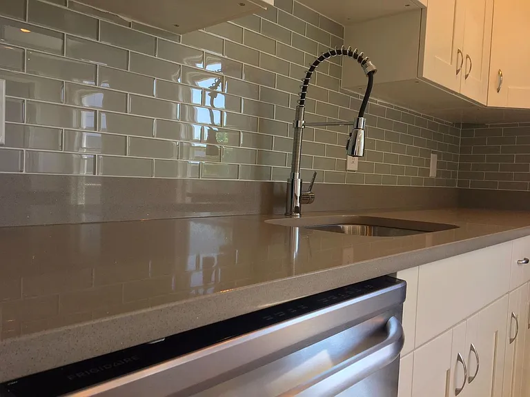 77 Linden St #2 — Photo 7