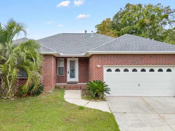 10229 Crest Ridge Dr, Pensacola, FL 32514