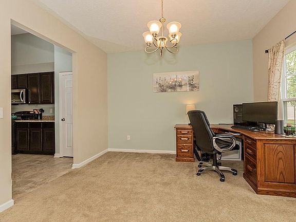 2nd image of 10113 Kendall Ln