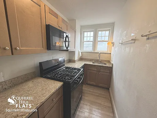 1405 Severn St — Photo 3