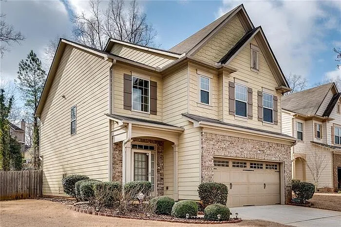 2318 Brynfield Cv — Photo 3