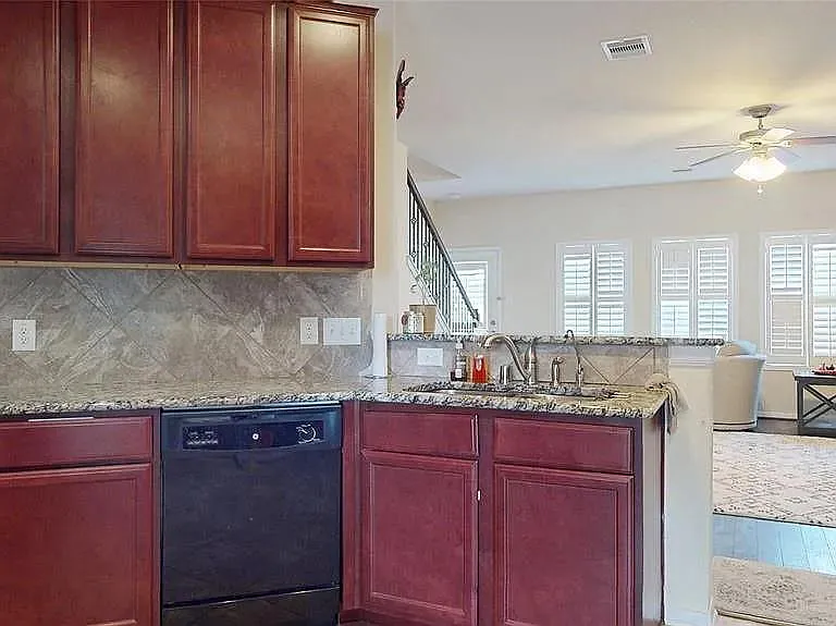 3202 Cabin Wood Way — Photo 7