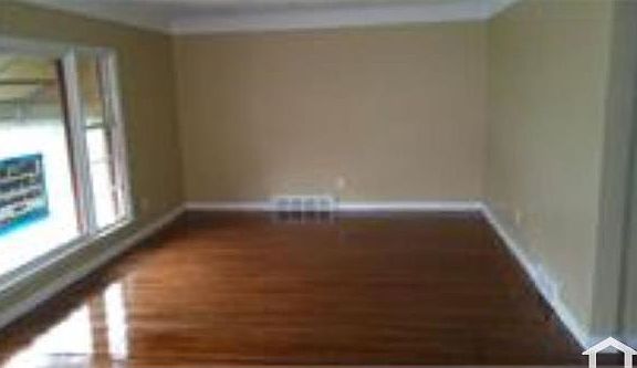 2nd image of 18234 Lesure St